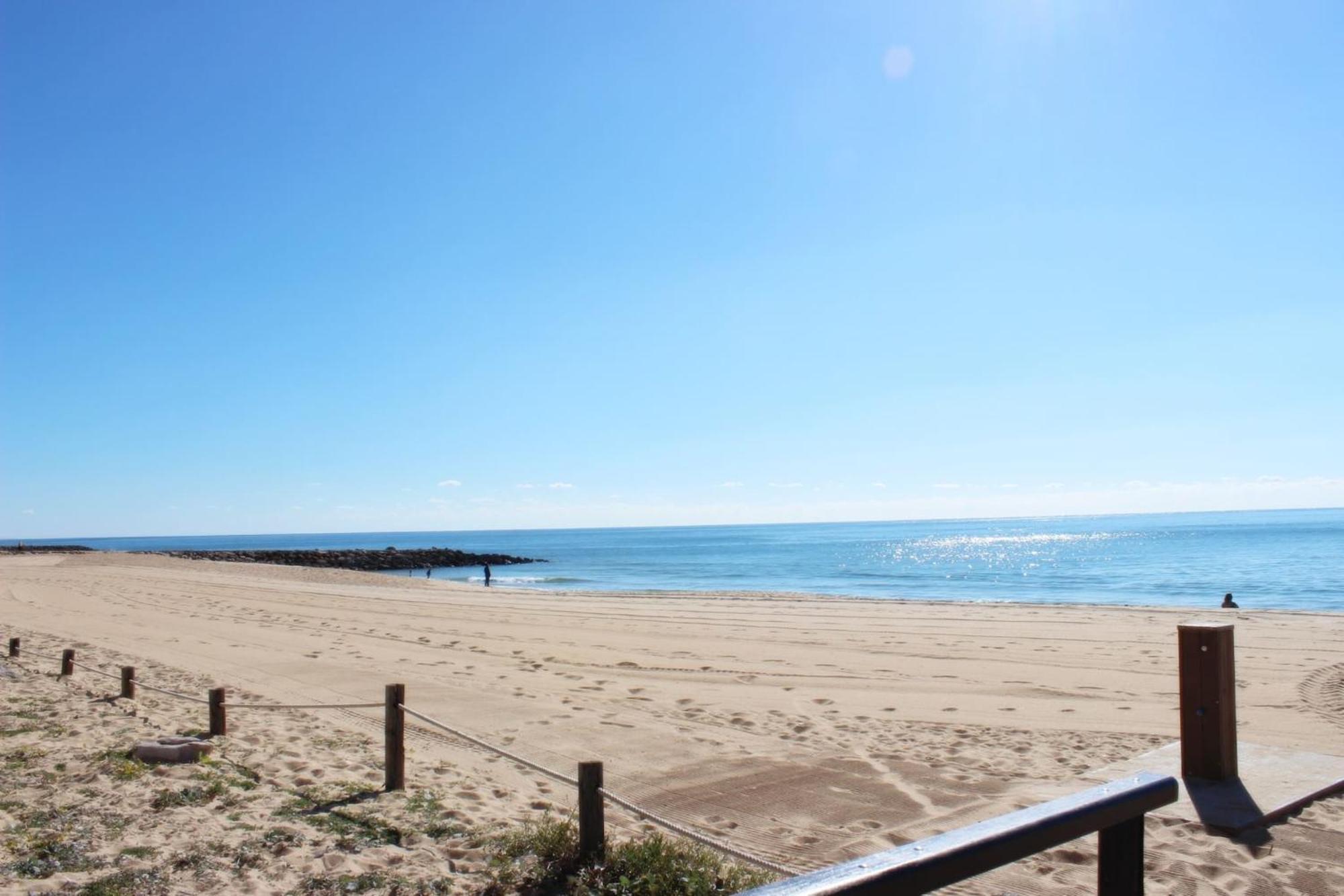 Quarteira Mar - Beach Front Екстериор снимка